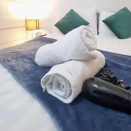Cosy And Tranquil Home, Free Wifi, Parking Apartment